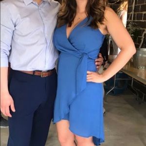 Lulu’s blue flowing wedding guest dress